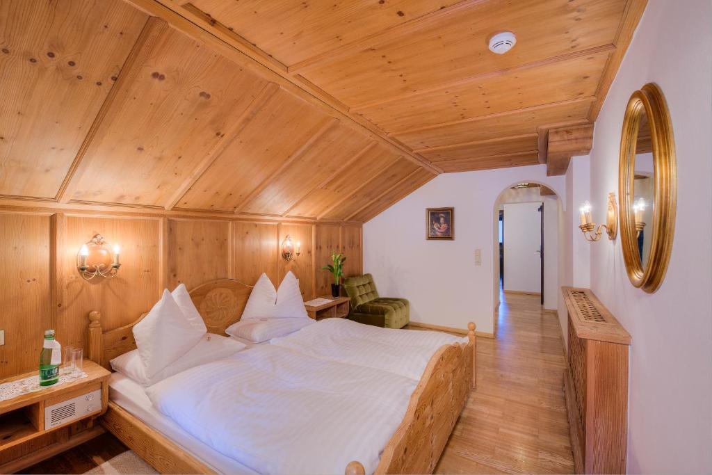 Jaegerwirt Hotel Кицбюел Стая снимка