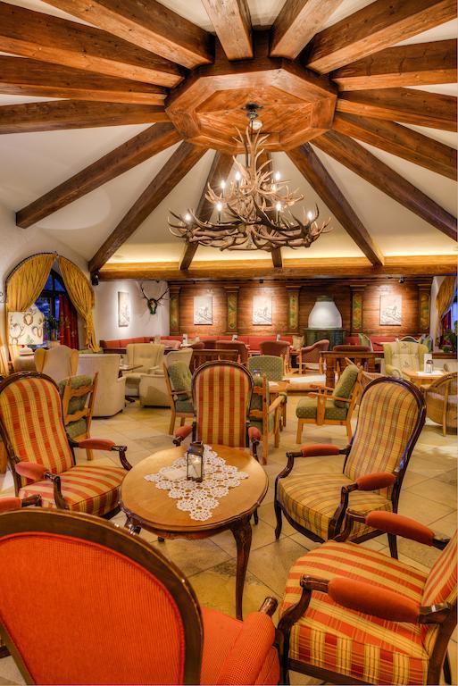 Jaegerwirt Hotel Кицбюел Екстериор снимка